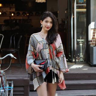 V-neck Tasseled Pattern Blouse