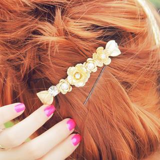 Faux-pearl Flower Hair Pin