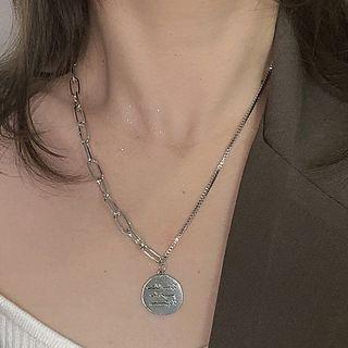 Coin Pendant Necklace Silver - One Size