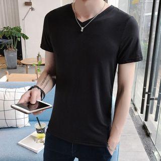 Plain Round-neck / V-neck T-shirt