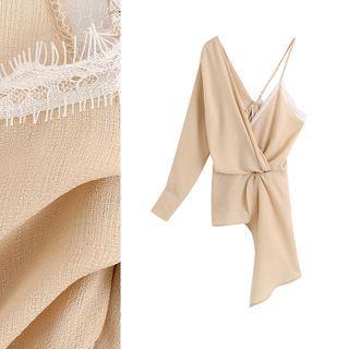Asymmetric Cold-shoulder Chiffon Blouse