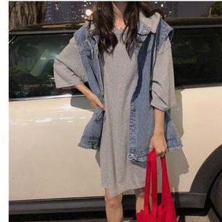 Elbow-sleeve Mini Hoodie Dress / Button Denim Vest