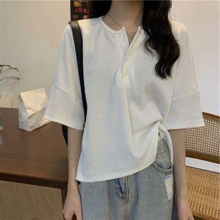 Elbow-sleeve Plain Henley T-shirt
