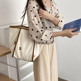 Bear Embroidered Tote Bag Tote Bag - Pu - Embroidered - Bear - One Size