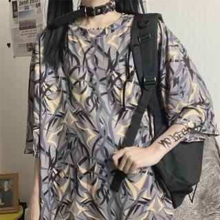 Elbow-sleeve Pattern T-shirt