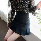 Banded-waist Pleated-hem Skirt