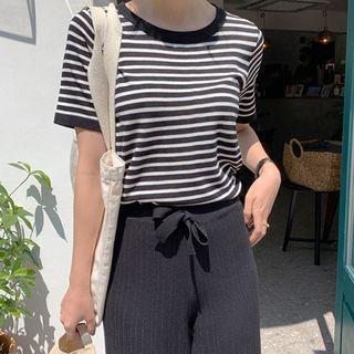 Set: Striped T-shirt + Pleated Wide-leg Pants