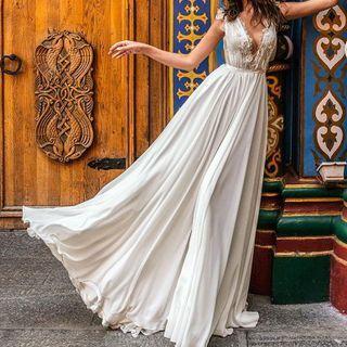 Sleeveless Lace Trim Sheath Evening Gown