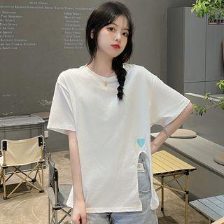 Elbow-sleeve Heart Print Side-slit T-shirt