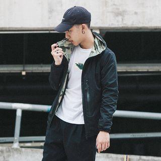 Camouflage Zipped Hooded Jacket