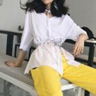 Elbow-sleeve V-neck Slit T-shirt