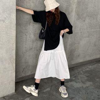 Elbow-sleeve Slit T-shirt / Midi A-line Skirt