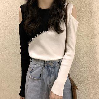 Cold-shoulder Two-tone Panel Knit Top
