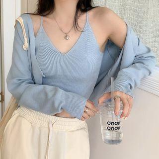 Set : V-neck Knit Camisole Top + Plain Cardigan