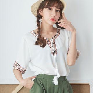 Embroidered Trim Short-sleeve Top