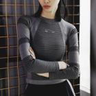 Striped Long-sleeve Cropped Sports T-shirt