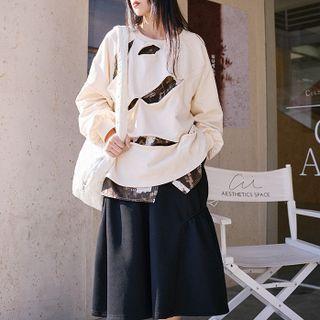 Mock Two-piece Distressed Print Sweatshirt