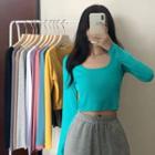 Long-sleeve Round-neck Cropped Top