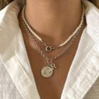 Set: Embossed Disc Pendant Alloy Necklace + Faux Pearl Choker