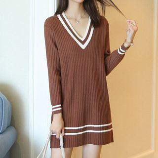 V-neck Long-sleeve Knitted Dress