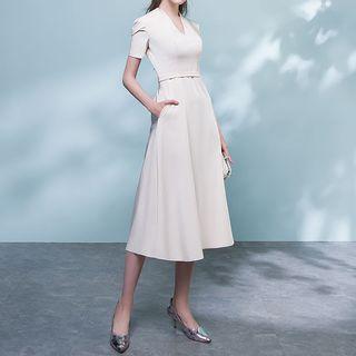 Short-sleeve A-line Cocktail Midi Dress