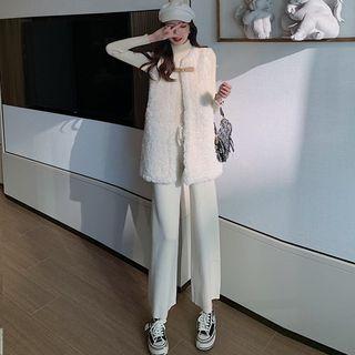 Turtleneck Knit Top / Fleece Vest / Wide-leg Pants
