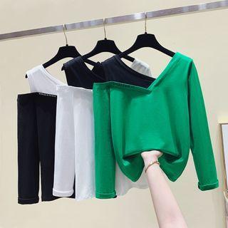 Long-sleeve Two Tone Cold-shoulder Top