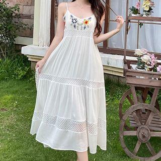 Spaghetti-strap V-neck Floral Embroidered Sundress White - One Size