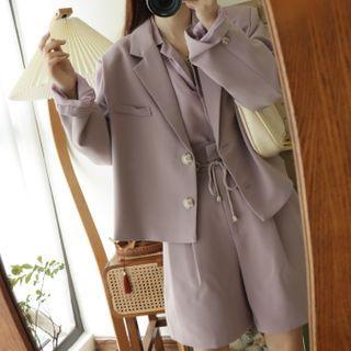 Cropped Blazer / Dress Shorts