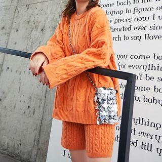 Set: Crew-neck Cable-knit Sweater + Knit Shorts
