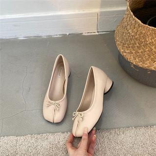 Split-toe Round Heel Pumps