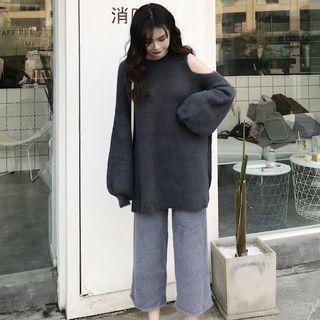 Cold-shoulder Sweater / Wide Leg Pants