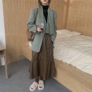 Plain Blazer / A-line Midi Skirt