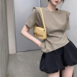 Crewneck Plaid Blouse / High-waist Plain Wide Leg Shorts