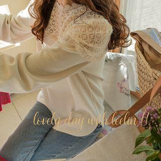 Scallop-trim Lace-panel Top