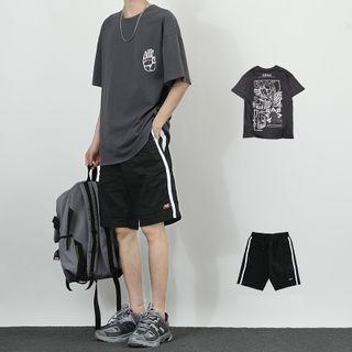 Printed Elbow-sleeve T-shirt / Striped Shorts / Set