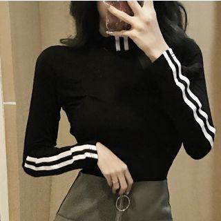 Long-sleeve Mock Neck Contrast-trim T-shirt