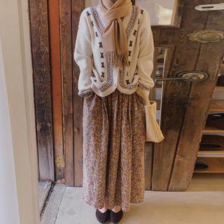 Floral Embroidered Cardigan / Floral Print Midi A-line Skirt