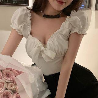 Balloon-sleeve Ruffled Blouse / Shorts