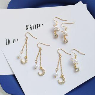 Non-matching Faux Pearl Rhinestone Moon / Planet Dangle Earring