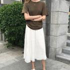 Plain Open Back Short Sleeve T-shirt / Plain Midi Skirt