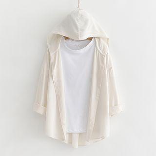 Embossed Hooded Light Jacket