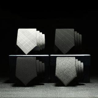 Woolen Tie (various Designs)