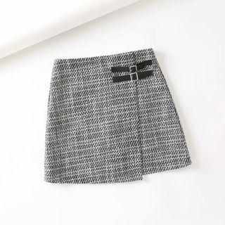 Buckled Mini A-line Tweed Skirt