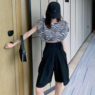 Zebra Print Tank Top/ High Waist Straight Shorts