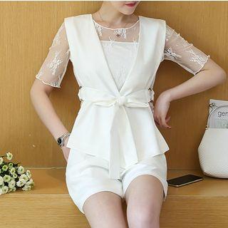 Set: Short-sleeve Lace Top + Vest + Shorts