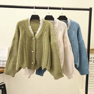 Scallop Trim Cable-knit Cardigan