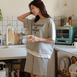 Set: Letter Layered-hem T-shirt + Shorts