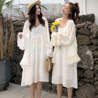Light Jacket / Spaghetti Strap Star Pattern Midi Dress