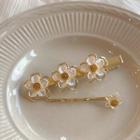 Set: Flower Resin Alloy Hair Clip + Hair Pin 2 Pcs - Flower - Gold & White - One Size